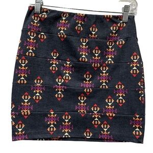 Nollie Small Gray Aztec Print Mini Pull On Stretchy Skirt G